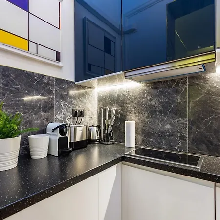 Moderne - 1br 4p - Champs-elysees Apartment *
